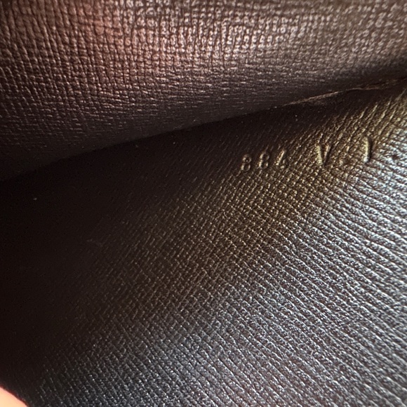 Authentic Louis Vuitton Stunning Clutch - Picture 4 of 4